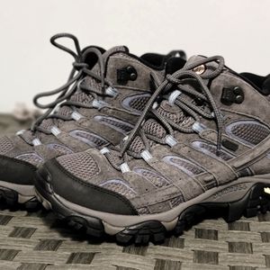 Women's Merrell Gray Boots